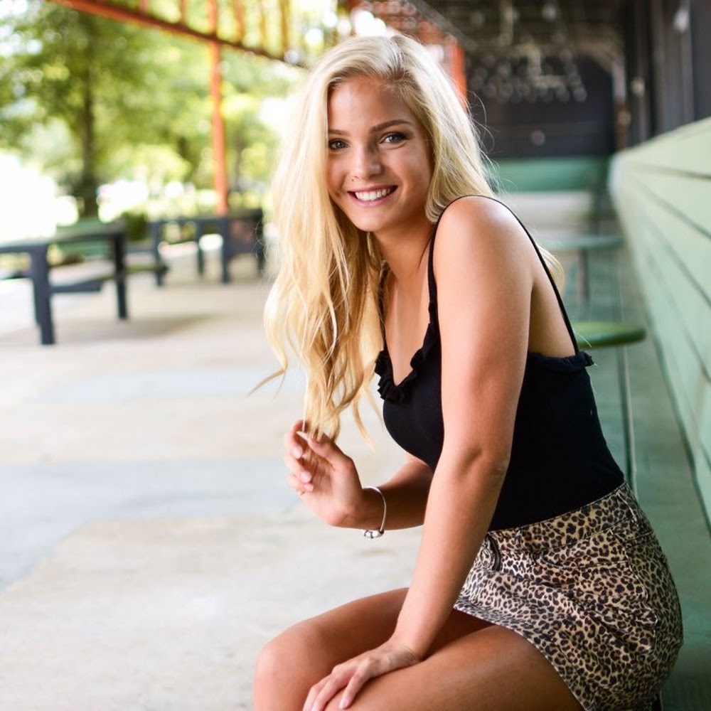 Meet your Posher, Camille